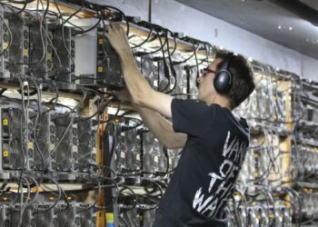 Bitcoin Mining Noise Drives Neighbors Nuts—a Giant Dentist Drill That Won’t Stop
