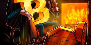 Bitcoin holds off on Santa rally as fund forecasts a new year ‘short squeeze’