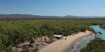 Bitcoin buys beachfront views as a regional Queensland property hits market for cryptocurrency
