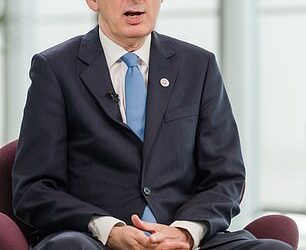 Don’t invest your savings in Bitcoin, says ex-Chancellor Lord Hammond (who works for crypto firm!)