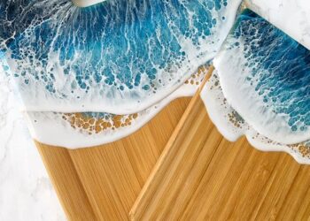 Serving boards with touches of shimmer and the sea