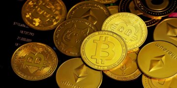 Cryptocurrency Scams, Hacktivism Will Rise in 2022: Norton