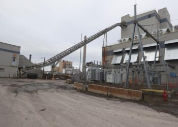 Cryptocurrency firm touts jobs in the Falls, but critics worry about energy use | Local News