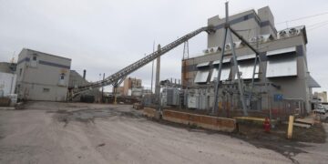 Cryptocurrency firm touts jobs in the Falls, but critics worry about energy use | Local News