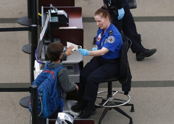 Ill civilians in federal workforce stir ripples