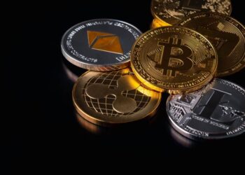 Solana, Cardano, Ever Grow-Top Cryptos To Keep In Your Watchlist for 2022