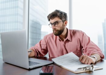 What Does 2022 Have in Store for Meme Coins? Dogecoin (DOGE), Shiba Inu (SHIB), and HUH Token (HUH)