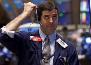 Bitcoin Rangebound as Altcoins Underperform