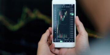 Hedera (HBAR) Falls 0.03%, Outperforms the Crypto Market Friday