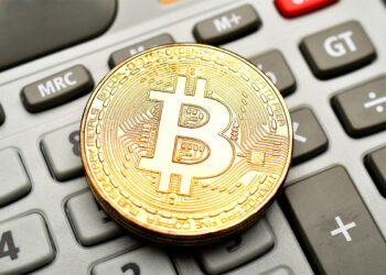 Altcoins try to catch up with Bitcoin