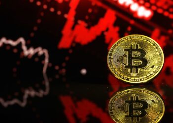 Bitcoin (BTC) falls sharply as $126 billion wiped off crypto market