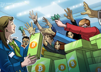 On-chain data shows Bitcoin long-term holders continuing to ‘soak up supply’ around $30K