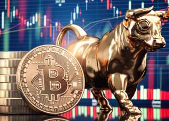 Bitcoin (BTC) Bull Mike Novogratz on Altcoins Carnage: “Picking Bottoms is Dangerous”