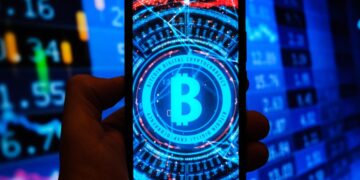 The ‘Ultimate’ Bottom?—Major Fund Manager Reveals Shock Bitcoin Price Prediction And Stark Crypto Warning As Ethereum, BNB, XRP, Solana, Cardano And Avalanche Plummet