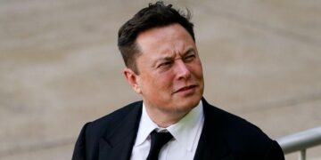 Elon Musk A ‘Grifter’ Who’s ‘Really Good At Pretending’