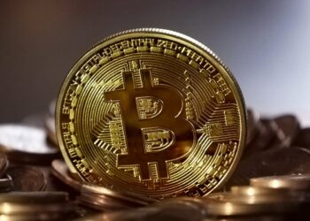 Bitcoin flexes dominance again as altcoins suffer bigger losses