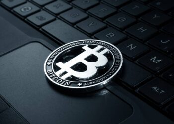 Bitcoin Whale Breaks 8 Year Long Silence With $30 Million Worth Of BTC Transfer