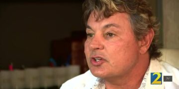 Home sellers say they received a raw deal by ‘Godfather of real estate’s’ cryptocurrency option – WSB-TV Channel 2