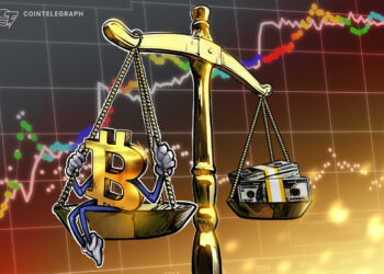 Bitcoin long-term hodlers begin ‘distribution’ which preceded BTC price bottoms
