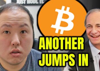 ANOTHER HUGE INSTITUTION JUMPS IN BITCOIN