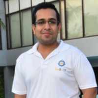 What are the top five challenges and their ripple effects in global supply chain management?