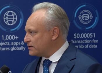 Dereck Hoogenkamp on CoinGeek Backstage: We’re bridging banking and blockchain