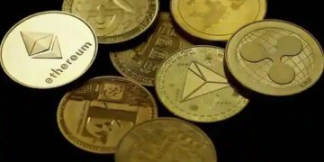 Cryptocurrency prices today: Bitcoin falls to one-week low, other tokens also sink