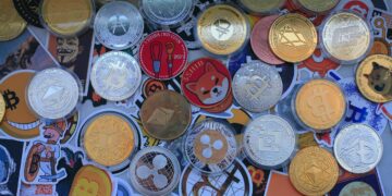 Top Ten Altcoins Under $1, Cardano, Ripple, Sihba Inu, And More