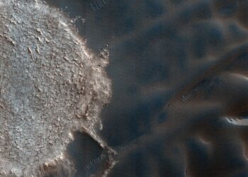 Marvelous Martian Mega-Ripples