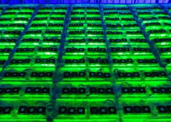 Developer turns ‘future of gaming’ talk into a surprise attack on convention’s NFT and blockchain sponsors