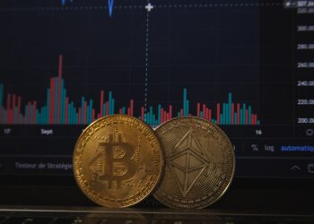Bitcoin, Ethereum, Dogecoin Rally Mutes — Prominent Trader Sees Big Upside In Coming Month With ETH Reaching For $2,500