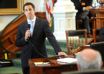 Texas Feels Ripple Effects From Green Investment Ban: Blocking environmentally minded investment is harder than it may seem – News