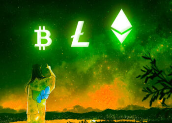 Top Crypto Analyst Maps Path Ahead for Bitcoin, Ethereum and Litecoin, Urges Caution on Altcoins