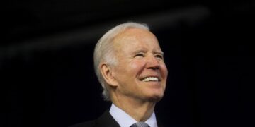 Biden says he plans to run again, to make it final in early 2023