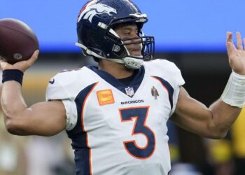 Dizzying turns of NFL’s quarterback carousel may create ripple effects