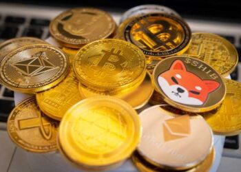 Crypto Market Daily Highlights – DOGE Led a Mixed Top Ten Session
