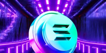 Is Solana Following Ethereum’s Early Days? Top Trader Compares SOL and ETH, Updates Stance on Crypto Markets