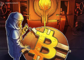 Bitcoin eyes liquidity above $30K as gold hits new all-time high